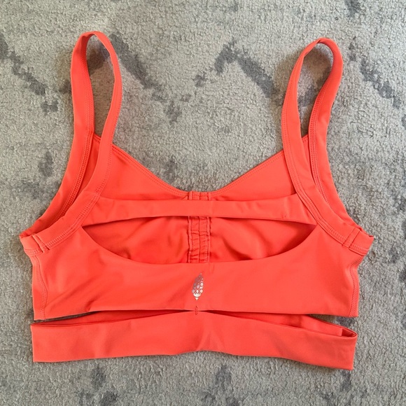 Free People Strappy Back Orange Sports Bra size Medium - Picture 2 of 3